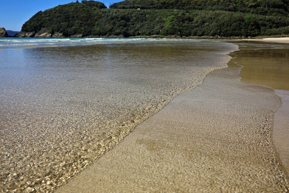 福江島の主要観光地・高浜海水浴場とカトリック貝津教会の写真4