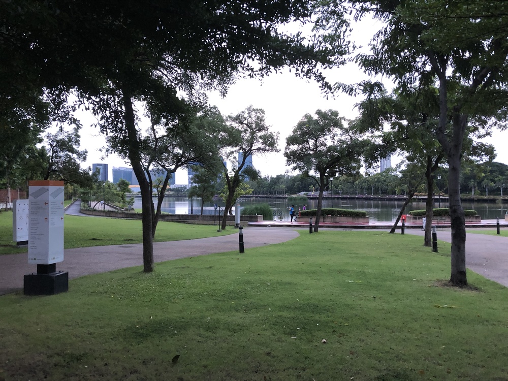 バンコクの２公園をつなぐランの写真3