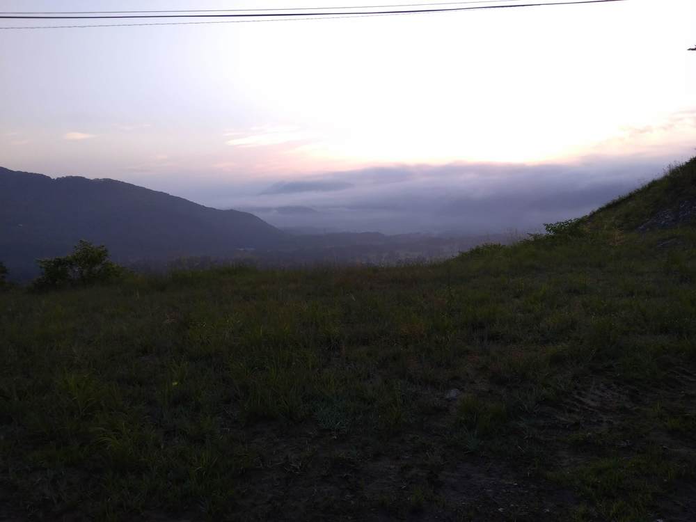 長野県白馬村ジャンプ台近くのスキー場林道を散策の写真5