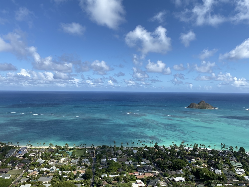 Hawaii pillboxtrail⛰&lanikaibeach🏖の写真3