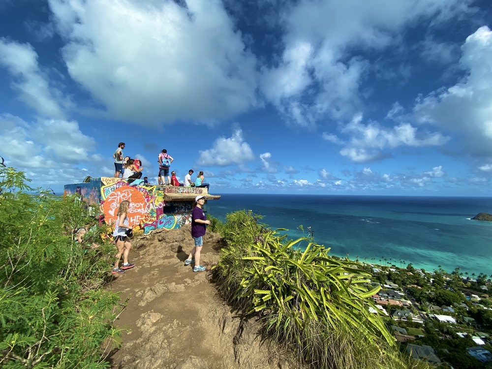 Hawaii pillboxtrail⛰&lanikaibeach🏖の写真5