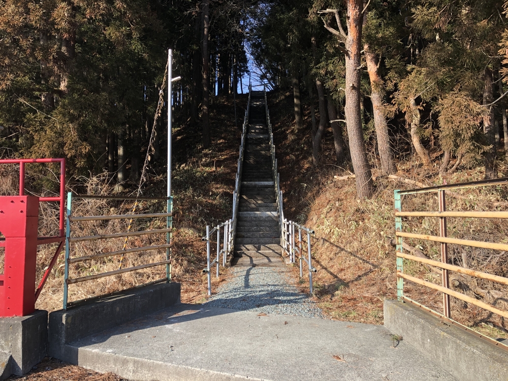 多賀台の山を利用したアップダウン走の写真5