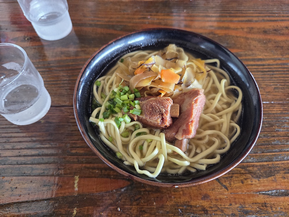 だい