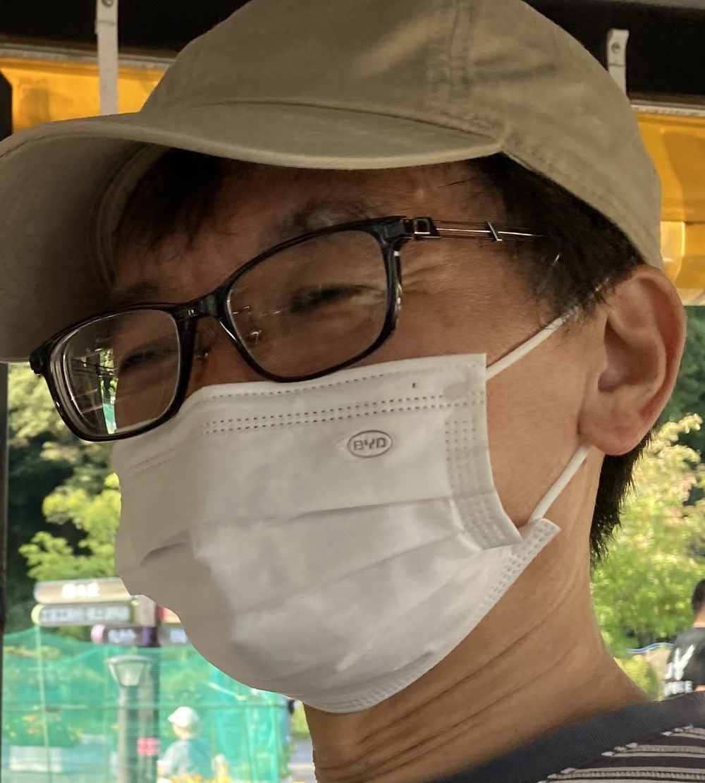 Mutsuhito Higashi